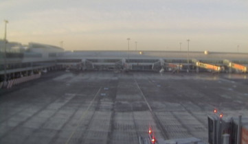 Imagen de vista previa de la cámara web Václav Havel Airport - Prague